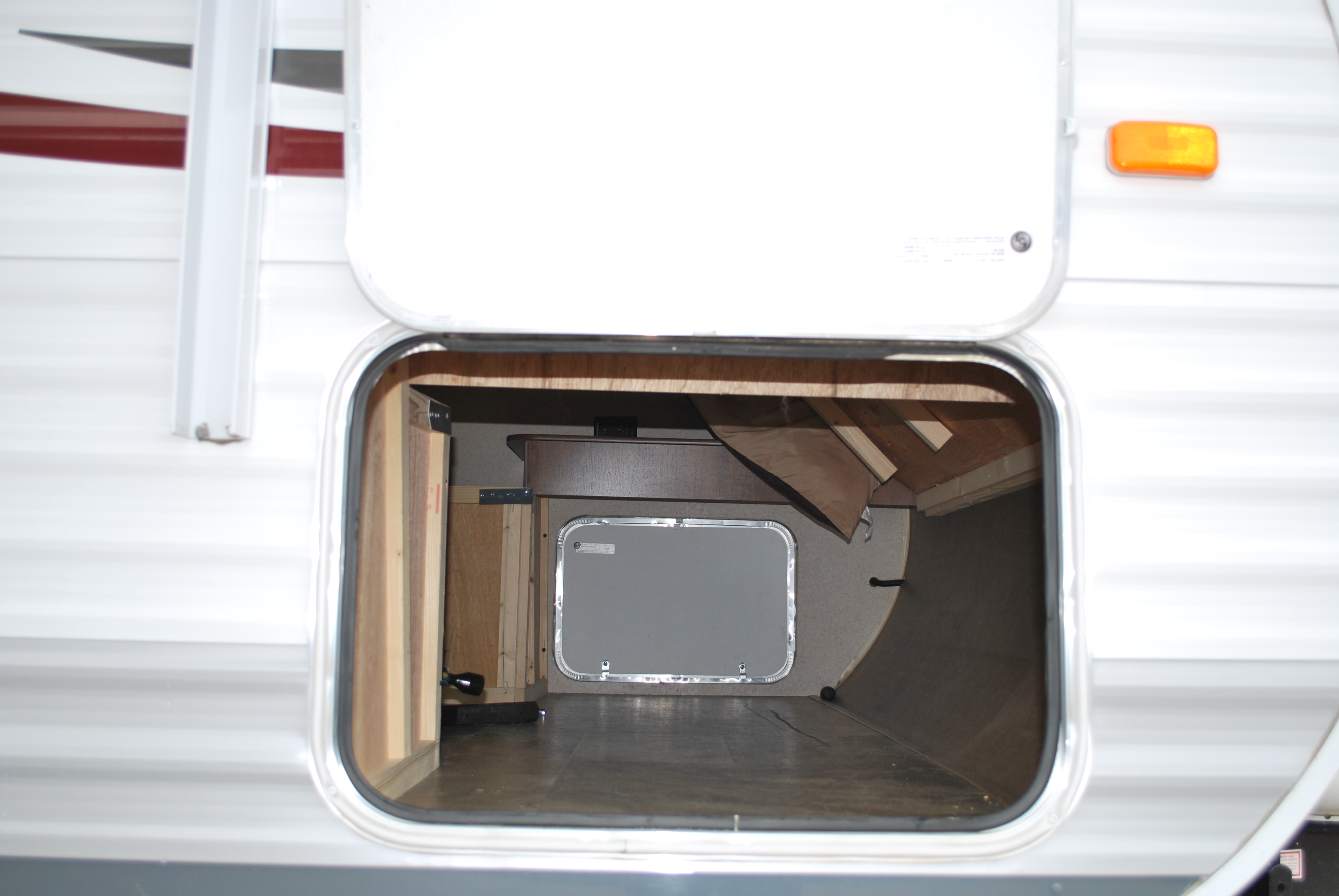 JaycoJayflight287BHSWBunkHouseTravelTrailerRentalExt02