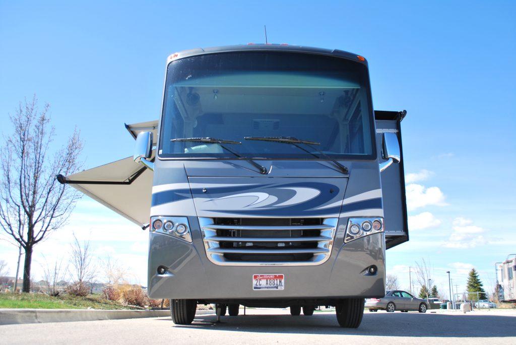 35ThorMiramarLuxuryClassARVRentalExt05