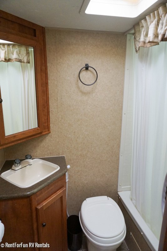 20' Skyline Aljo Travel Trailer Rental wiring a kitchenette 