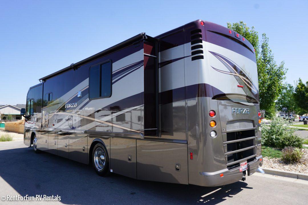 36WinnebagoForzaLuxuryClassARVRental3